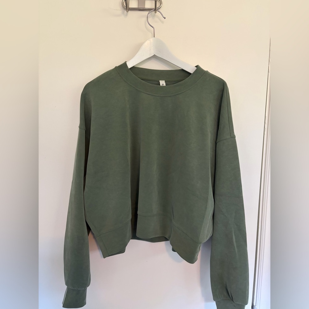 Lululemon Athletica Sage Green Sweatshirt